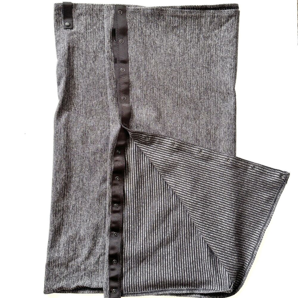 Lululemon Versatile Vinyasa Scarf In Mini Check Pique Black Pique Nursing Cover*